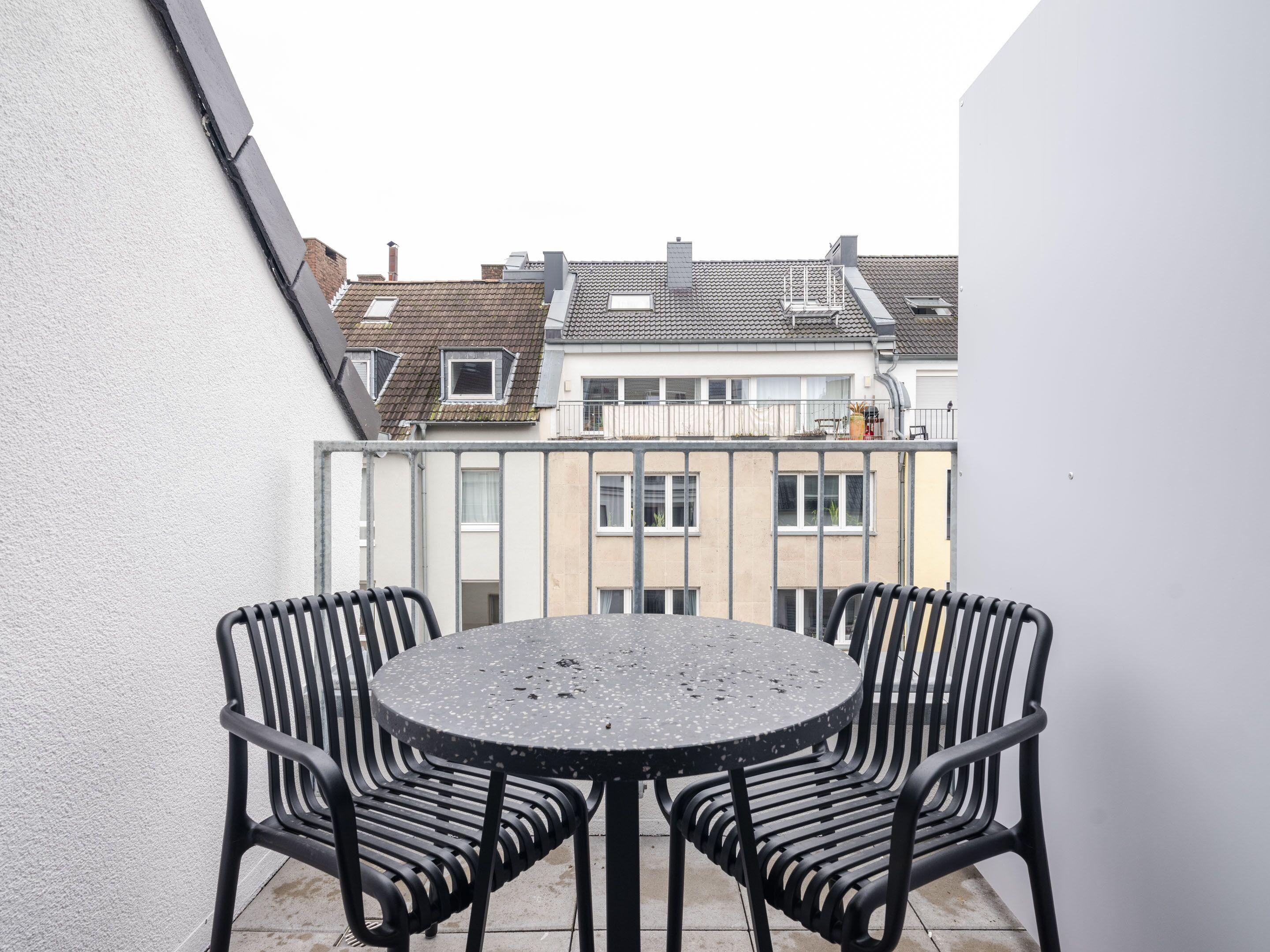 Numa Leo Düsseldorf