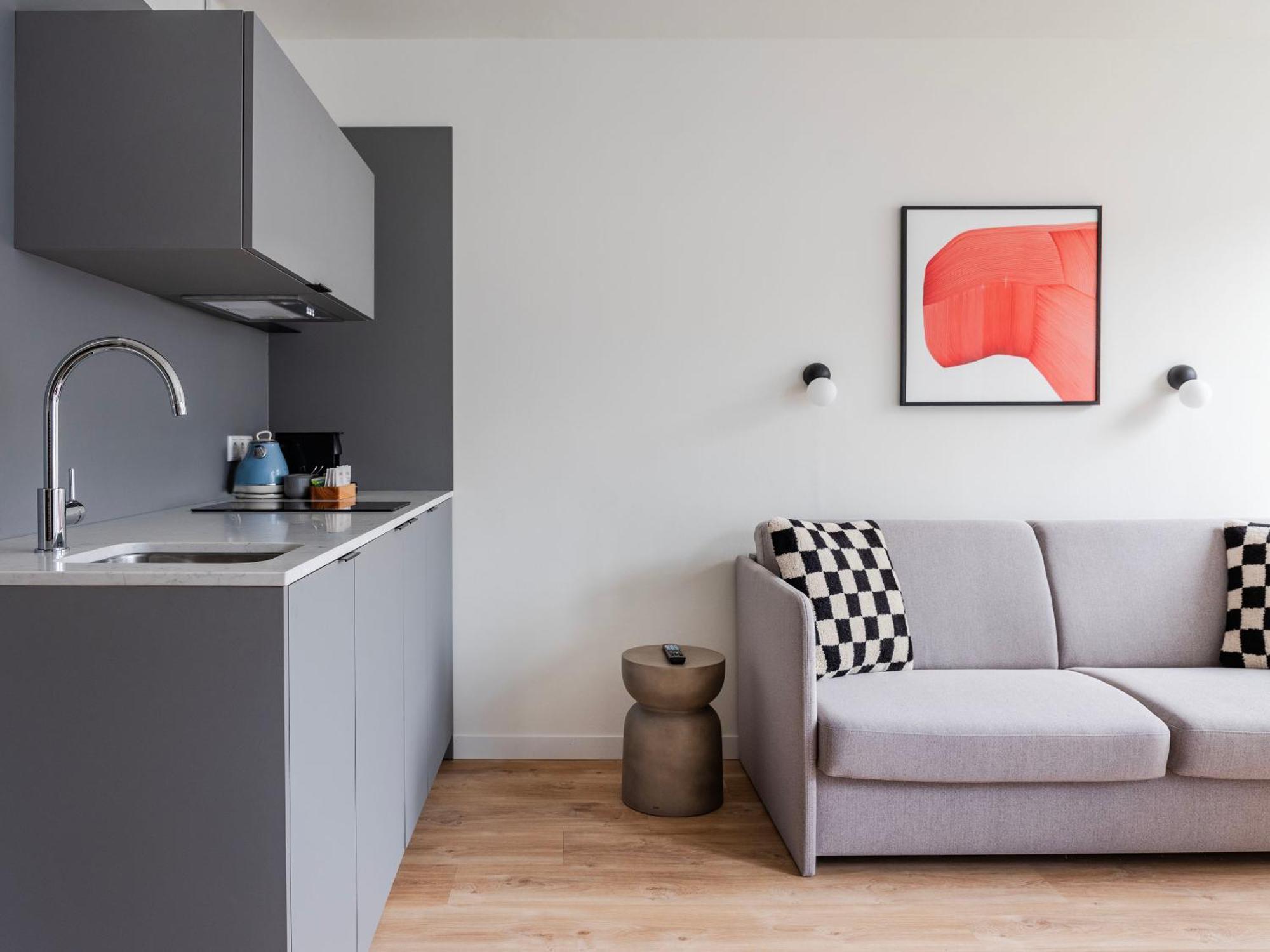 Aparthotel Numa Leo 4*